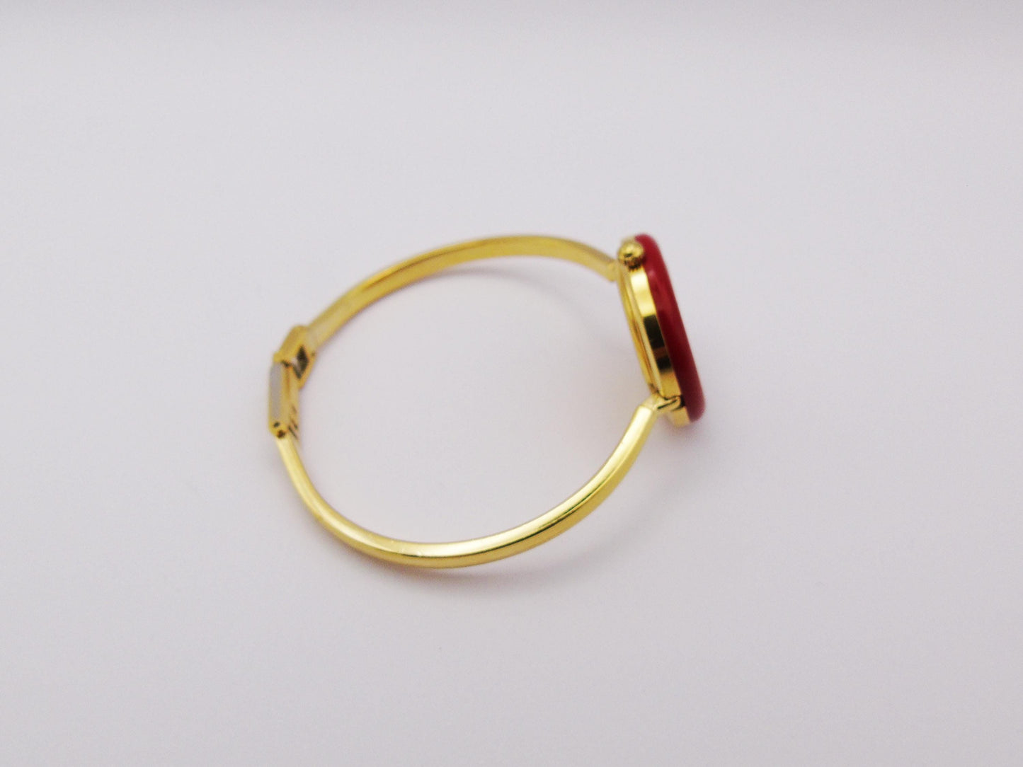 Working Gucci Bezel Watch - Elegant Gold Plated Wristwatch Trending Designer Jewellery - Gems Forgotten 