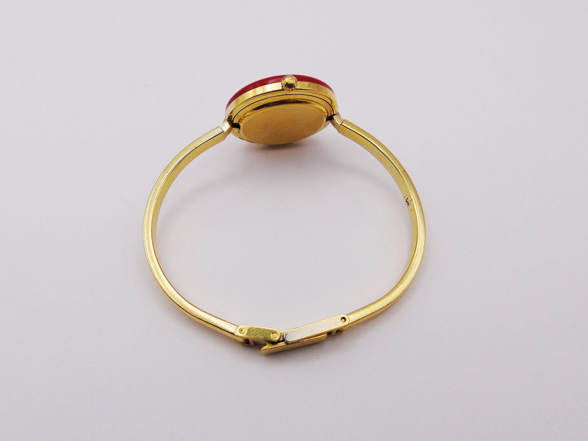 Working Gucci Bezel Watch - Elegant Gold Plated Wristwatch Trending Designer Jewellery - Gems Forgotten 