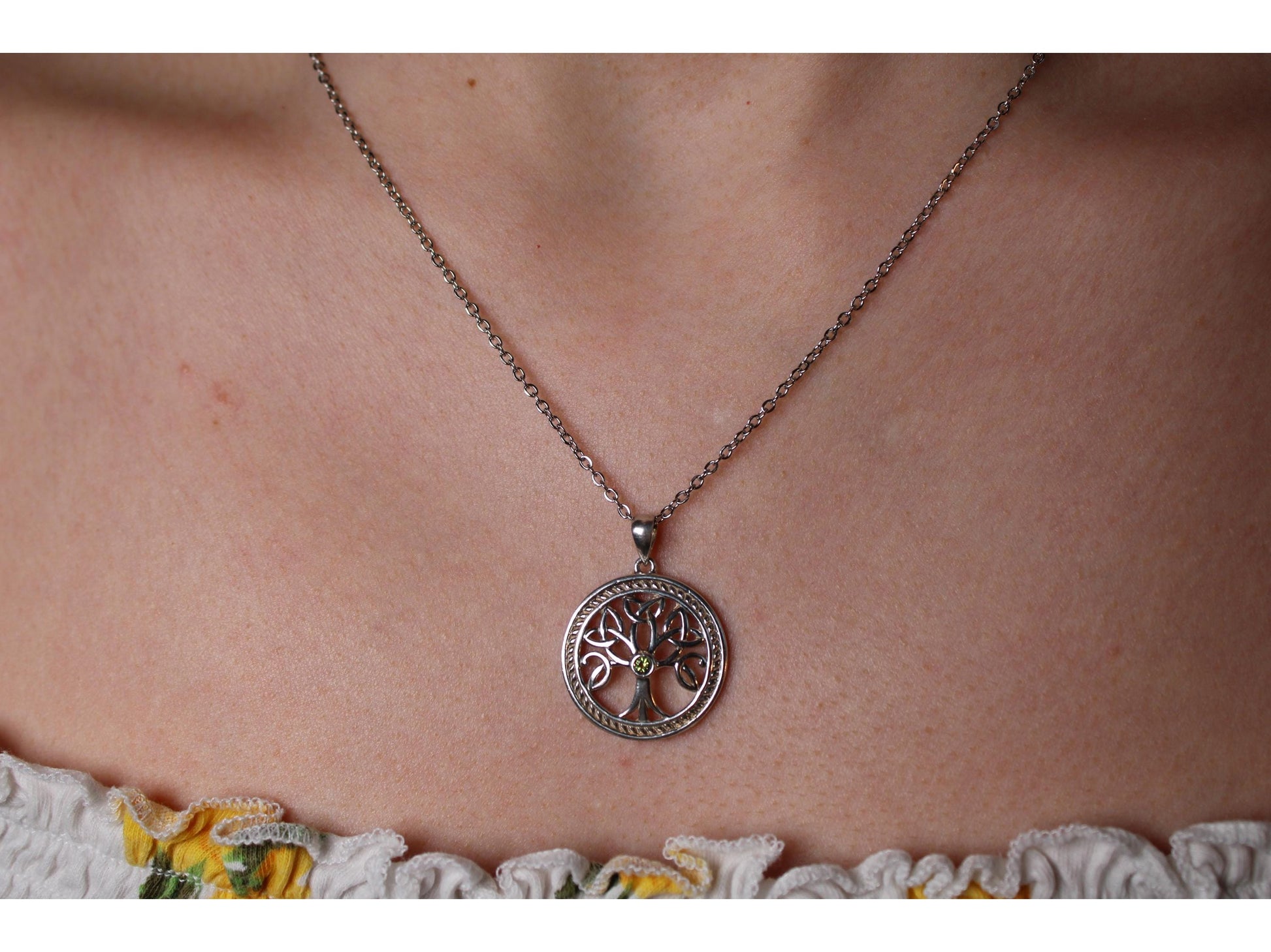 Vintage Sterling Silver Tree of Life Pendant Necklace Hallmarked Peridot Jewellery - Gems Forgotten 