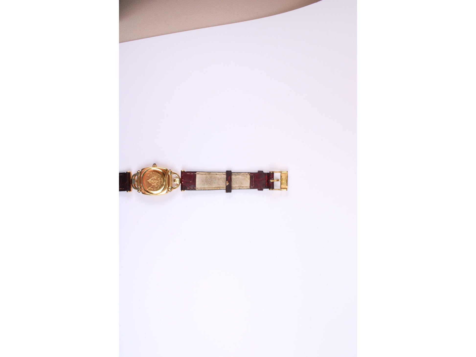 Gucci 6300L Watch - Horsebit Collection Gold Plated MOP Dial Quartz Working (Mother of Pearl ) - Gems Forgotten 