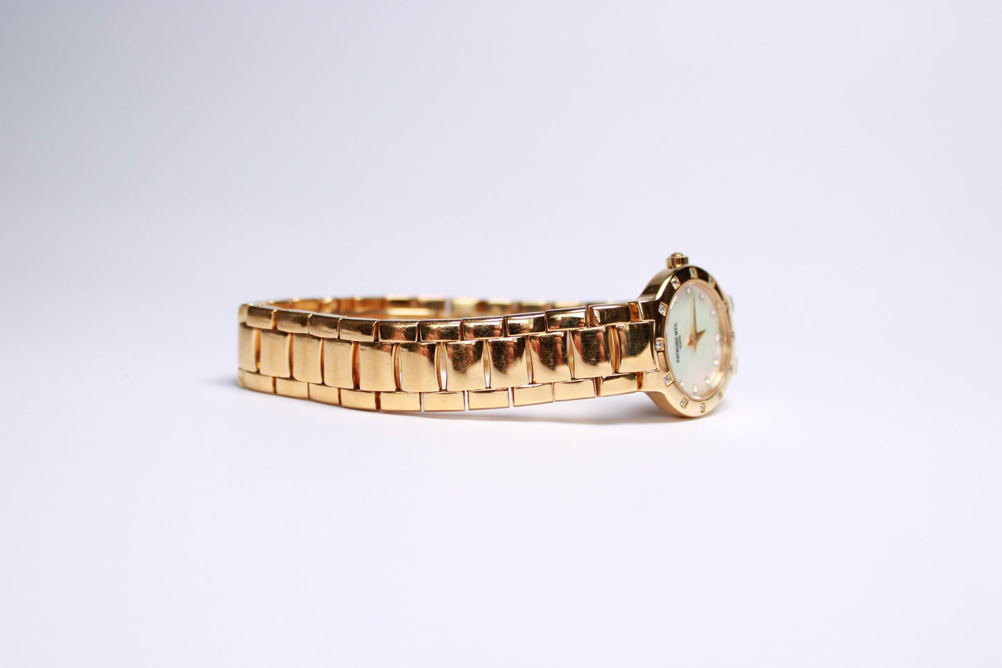 Vintage Raymond Weil Chorus with Swarowski Crystals Ladies Watch - Gems Forgotten 