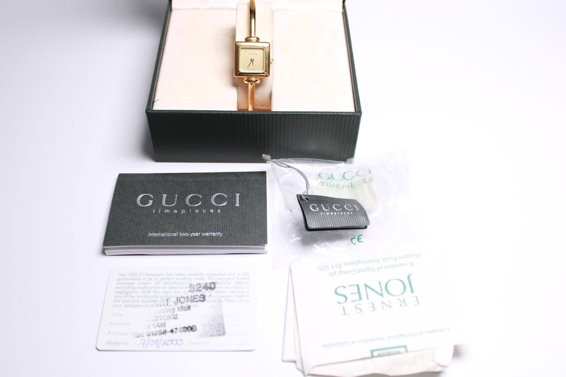 Vintage Gucci 1900L Watch with Box and Papers Gold Plated Swiss Ladies Quartz Wristwatch - Gems Forgotten 