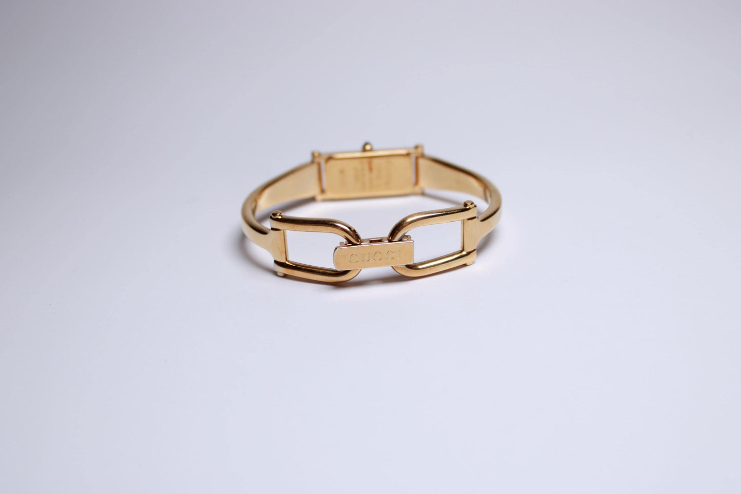 Gucci 1500L Gold-Plated Tank Watch – Mother of Pearl Dial, Swiss Made - Gems Forgotten 