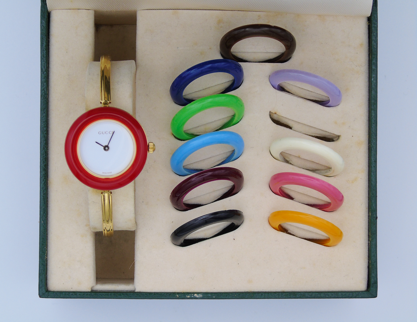 Vintage Gucci Change Bezel Watch – Gold-Plated with 12 Interchangeable Bezels & Box (Copy) - Gems Forgotten 