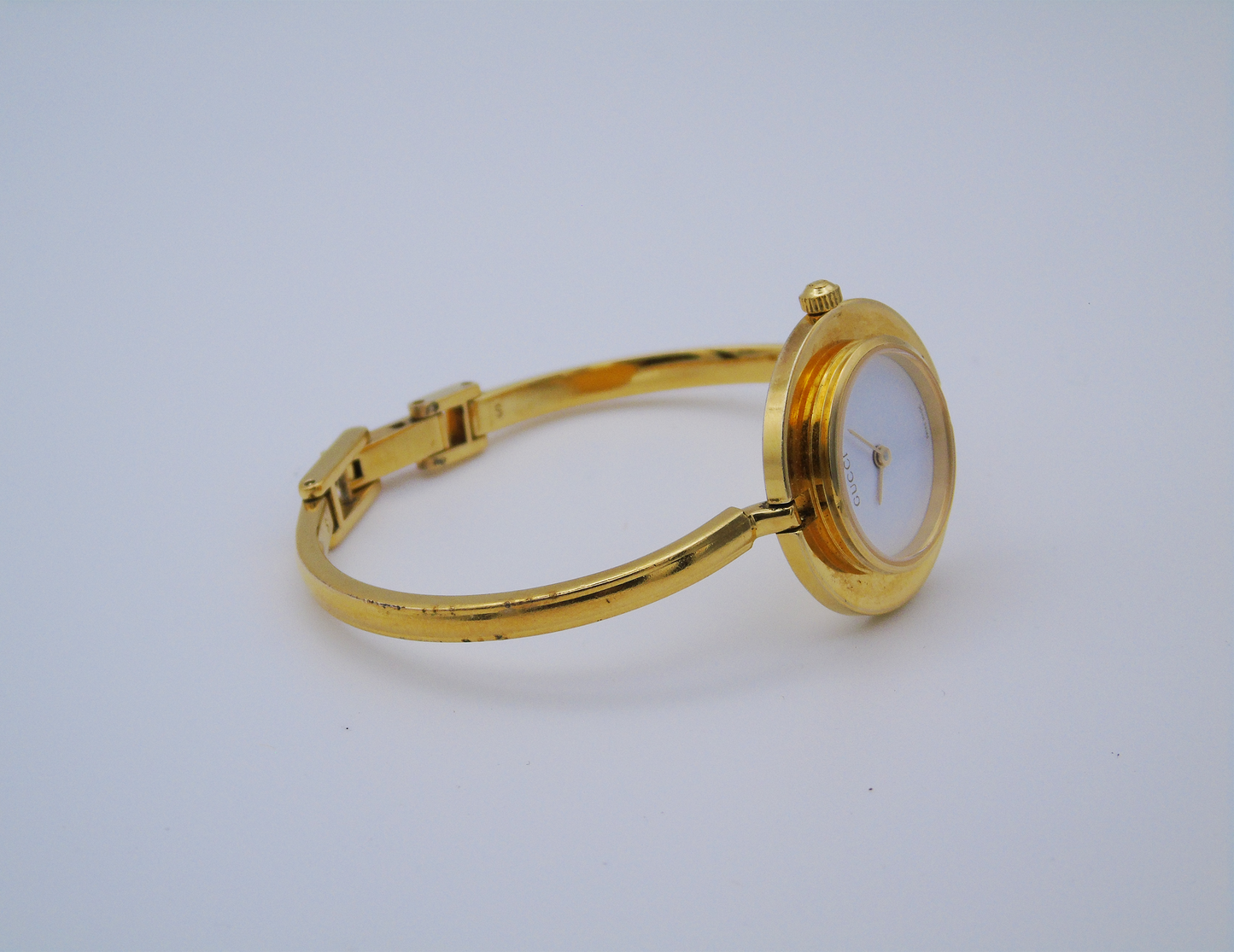 Vintage Gucci Change Bezel Watch – Gold-Plated with 12 Interchangeable Bezels & Box (Copy) - Gems Forgotten 